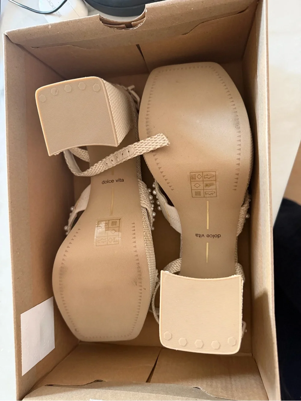 Dolce Vita chunky platform